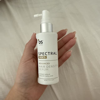 Foto de Marcela con Spectral Men’s